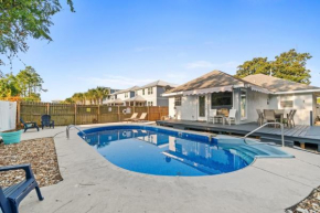 Beach House - Barefoot House by Panhandle Getaways
